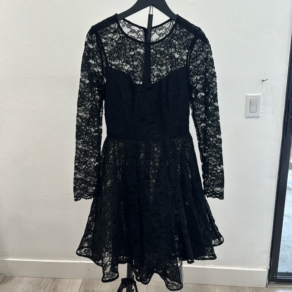 ABS by Allen Schwartz black lace dress Size 6, Like new